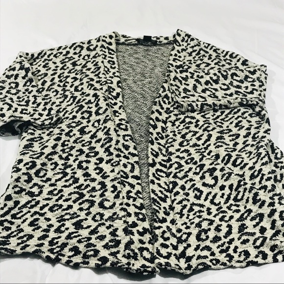 Women’s Attention Cardigan - Picture 6 of 7